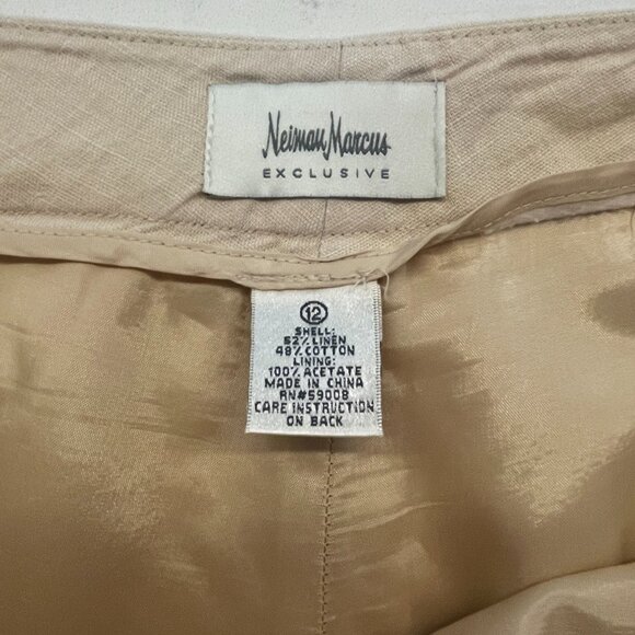 Neiman Marcus Exclusive Linen Bermuda Shorts‎ in Beige, Size 12 - Picture 5 of 7
